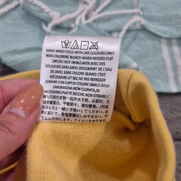 NWT Fear of God Essentials |  Pullover V-Neck Vest 'Light Tuscan' | L - Picture 9 of 9